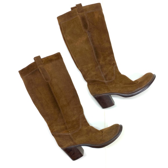 Shoes - Knee High Suede Western Boots. Brown size 40